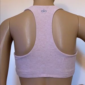 🧘‍♀️ ALO Soft base bra. Size Medium.